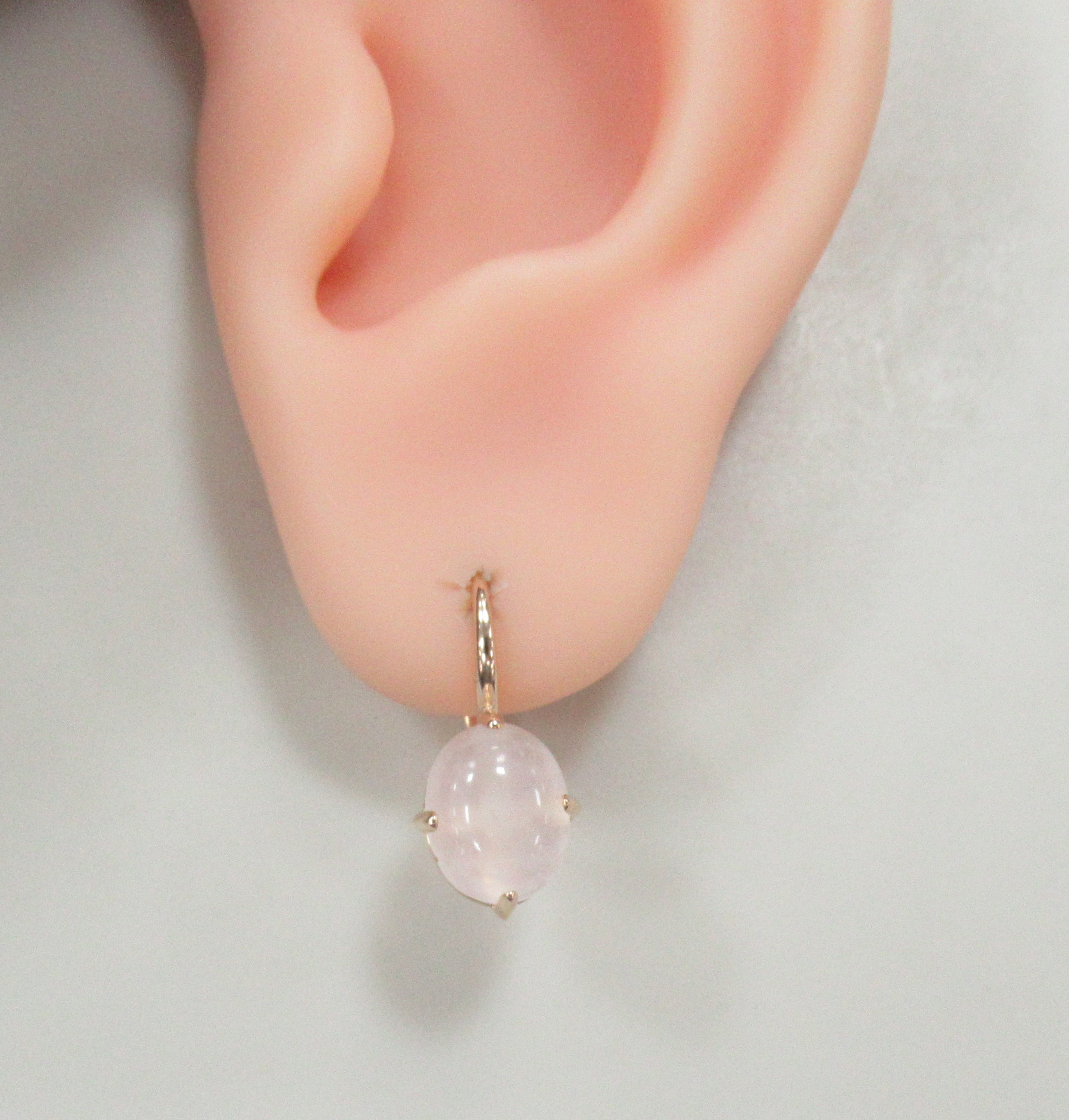 Серебряные серьги с розовым кварцем